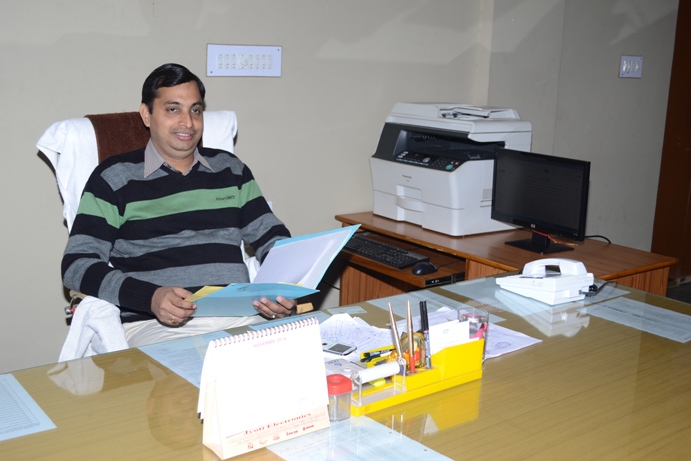 Dr. Sanjay Kumar Bansal